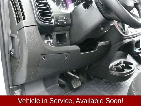 Used 2025 RAM ProMaster 2500 w/ Convenience Group image 21