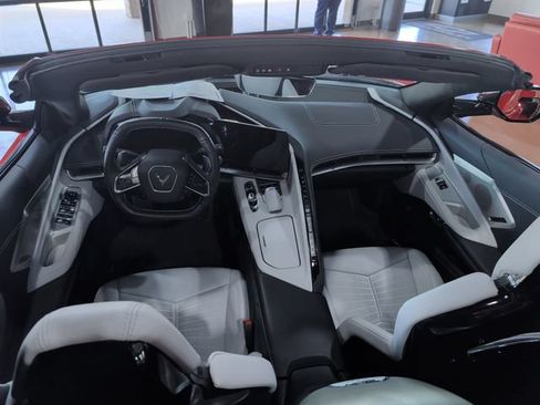Used 2023 Chevrolet Corvette Stingray Preferred Conv w/ Z51 Performance Package RWD image 15