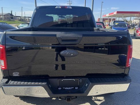 Used 2016 Ford F150 XLT image 7