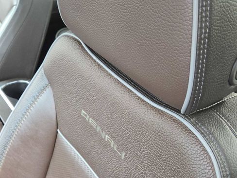 Certified 2022 GMC Sierra 1500 Denali image 16