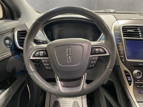Used 2019 Lincoln Nautilus Reserve AWD/4WD image 14