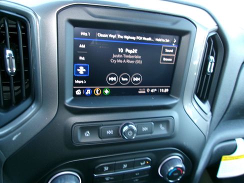 New 2026 Chevrolet Silverado 1500 Custom Trail Boss w/ Dark Appearance Package image 15