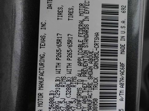 Used 2019 Toyota Tacoma TRD Sport w/ Technology Package image 29