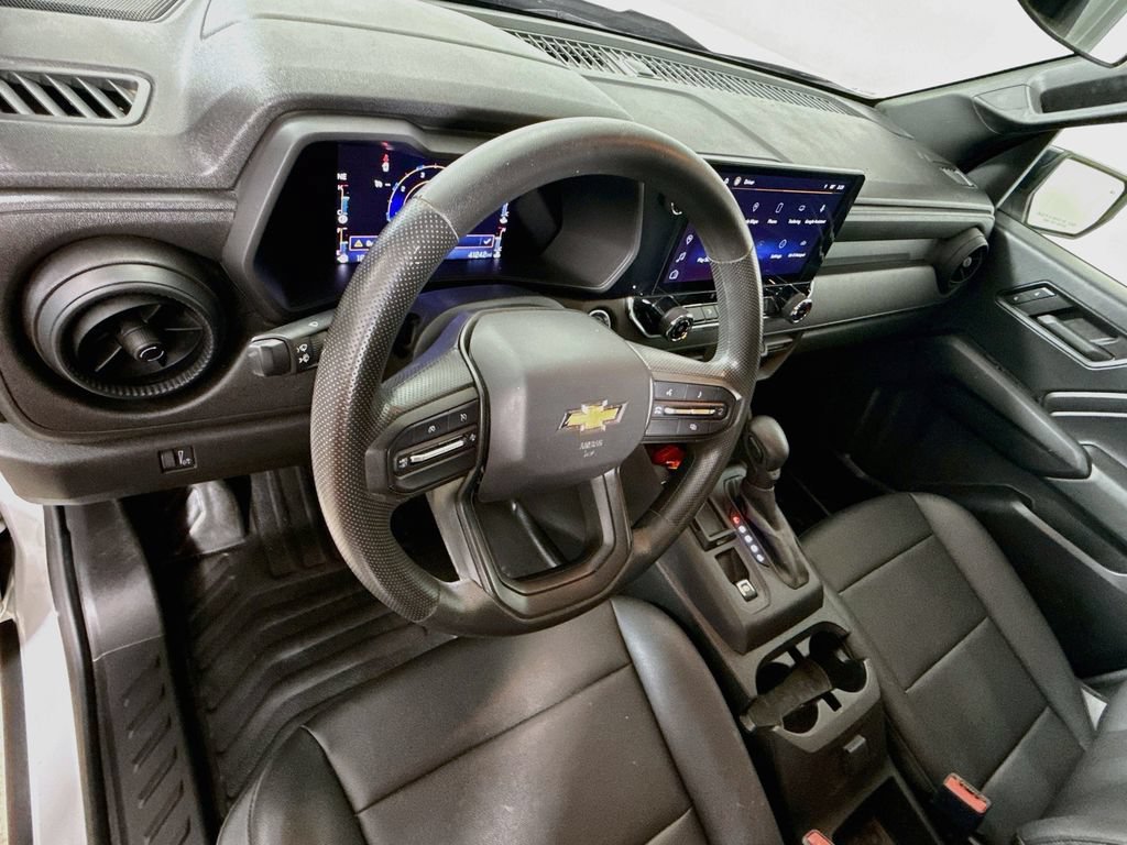 Used 2023 Chevrolet Colorado W/T w/ Safety Package RWD image 10