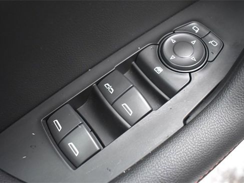 Certified 2023 Chevrolet Blazer RS w/ Driver Confidence II Package image 24