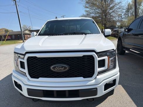 Used 2020 Ford F150 Lariat image 2