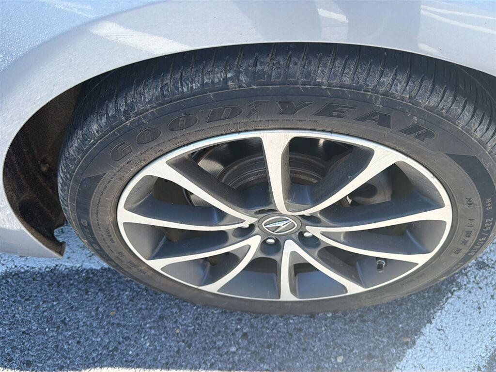 Used 2015 Acura TLX w/ Technology Package AWD/4WD image 9