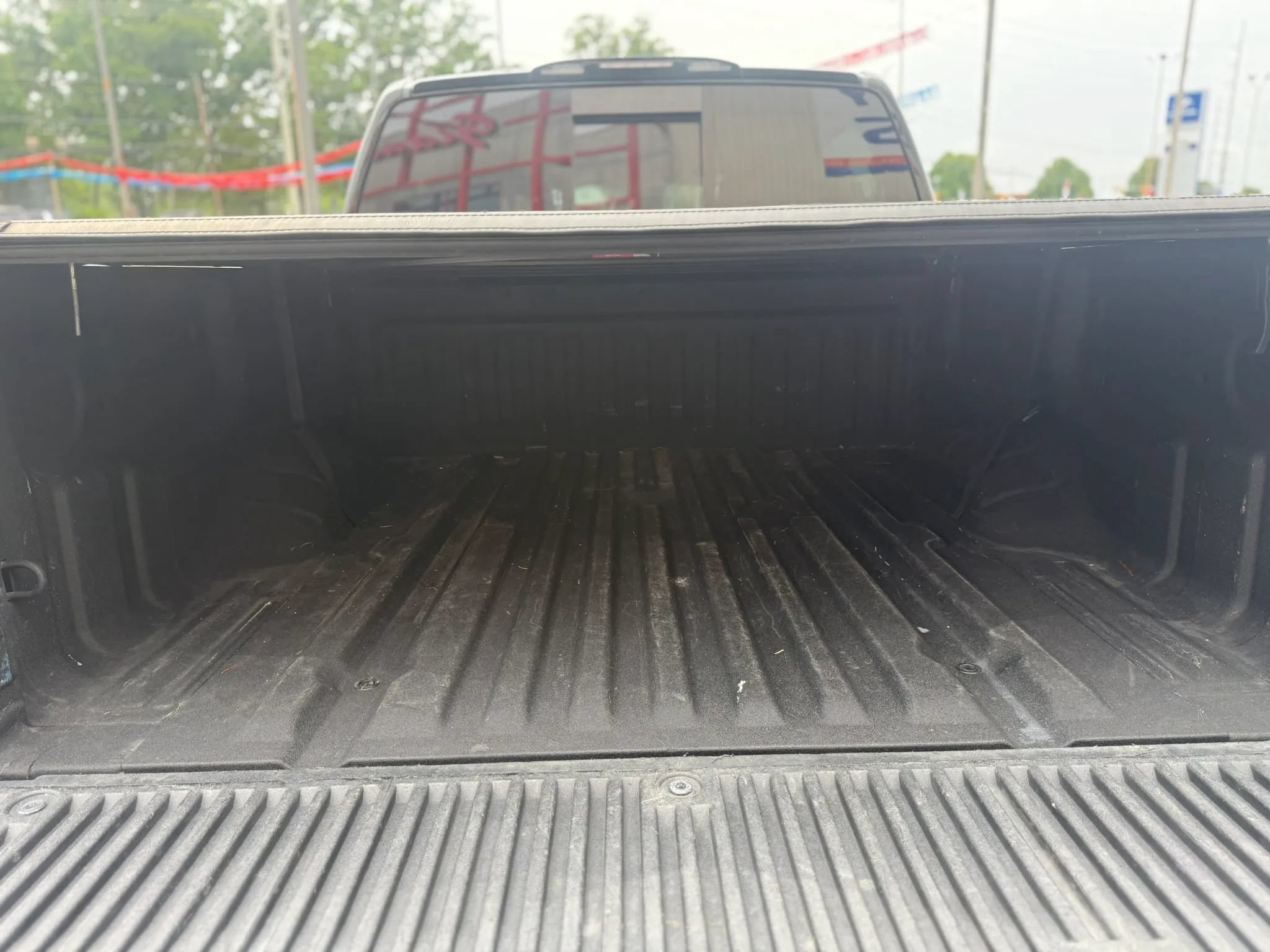 Used 2020 Nissan Titan S w/ S Utility Package AWD/4WD image 14