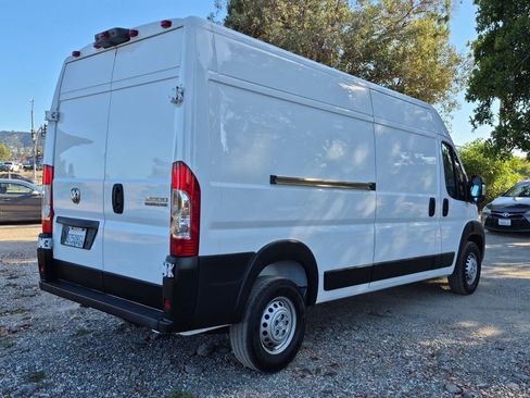Used 2026 RAM ProMaster 2500 w/ Convenience Group FWD image 6