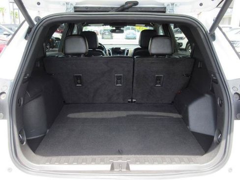 Used 2021 Chevrolet Equinox Premier FWD image 33