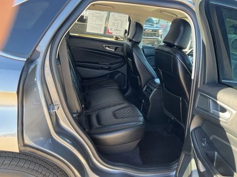 Used 2024 Ford Edge Titanium image 29