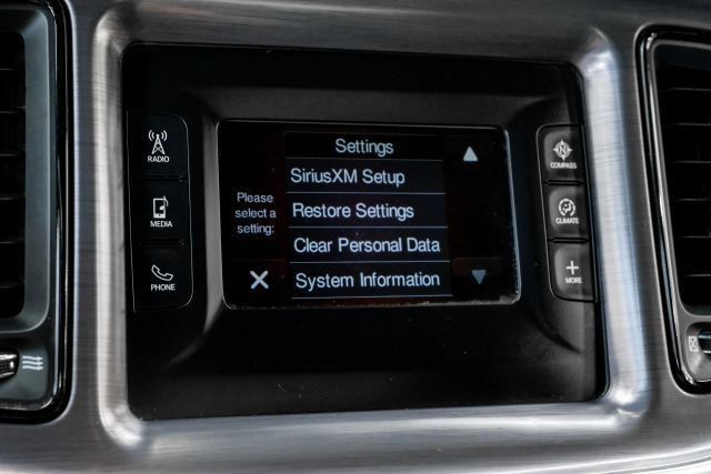 Used 2017 Dodge Challenger R/T RWD image 33