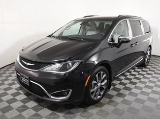 Used 2017 Chrysler Pacifica Limited w/ Advanced Safetytec Group FWD video 1