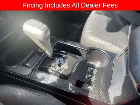 Used 2023 Toyota 4Runner TRD Off-Road Premium w/ Moonroof Package AWD/4WD image 34