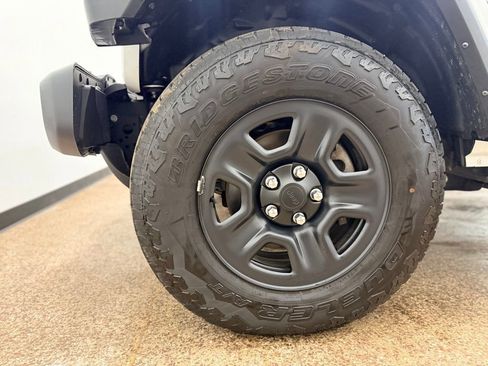 Used 2022 Jeep Gladiator Sport AWD/4WD image 30