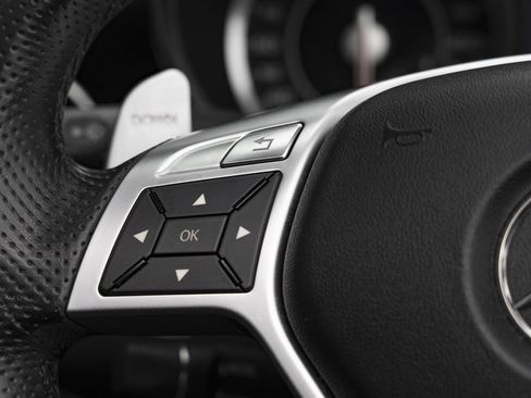 Used 2013 Mercedes-Benz SLK 55 AMG image 26