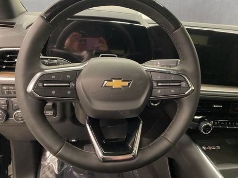 New 2026 Chevrolet Suburban High Country AWD/4WD image 17
