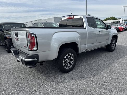 Used 2016 GMC Canyon SLE w/ All Terrain Package AWD/4WD image 3