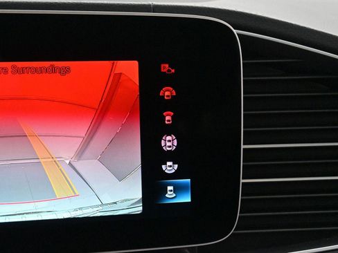 Used 2023 Mercedes-Benz GLS 450 4MATIC image 28