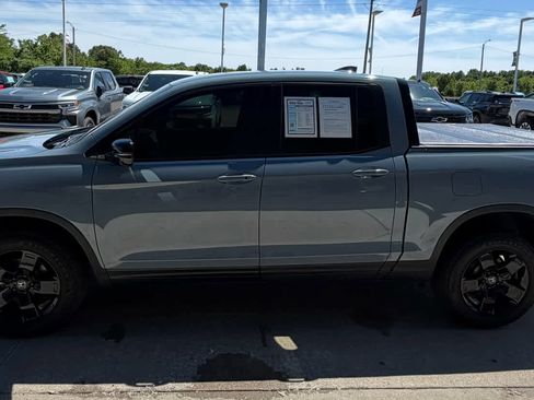 Used 2026 Honda Ridgeline Black Edition image 3