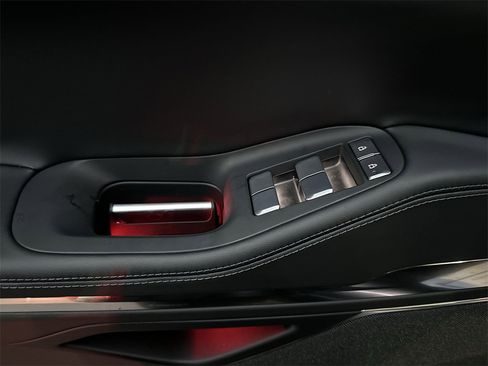 New 2025 Lincoln Navigator Reserve image 13