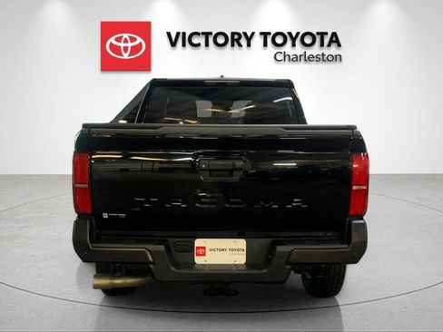 Used 2024 Toyota Tacoma 2WD Double Cab image 4