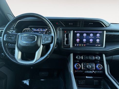 Used 2021 GMC Yukon Denali w/ Denali Ultimate Package image 2