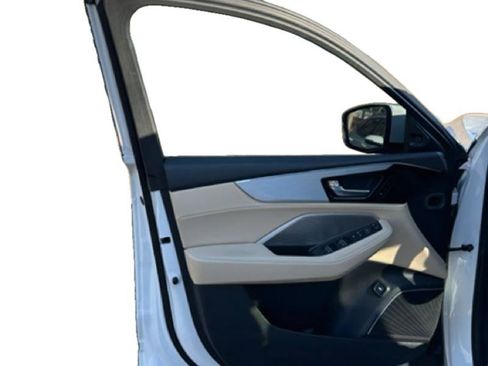 Used 2023 Acura MDX FWD w/ Technology Package image 6