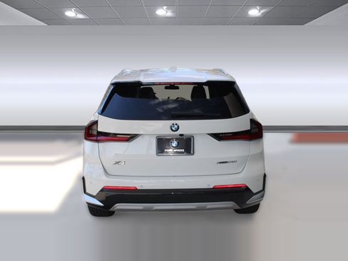 Used 2026 BMW X1 xDrive28i w/ Technology Package AWD/4WD image 10