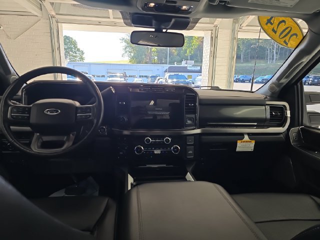 Used 2024 Ford F250 Lariat w/ Lariat Ultimate Package AWD/4WD image 11