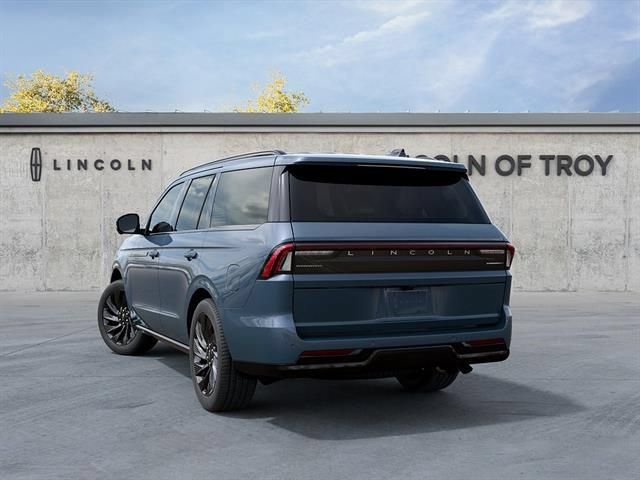 New 2027 Lincoln Navigator Reserve w/ Jet Appearance Package AWD/4WD image 8