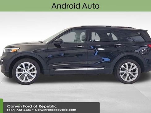 Used 2024 Ford Explorer Platinum w/ Technology Package image 5