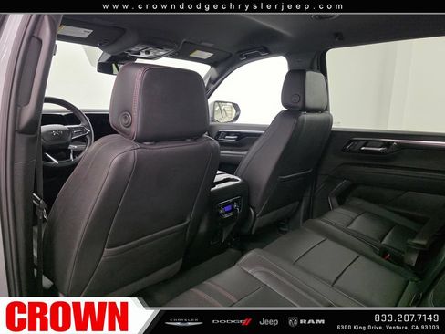 Used 2026 Chevrolet Suburban RST AWD/4WD image 21