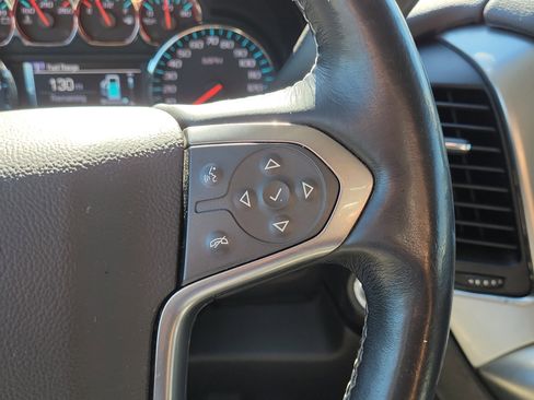 Used 2019 Chevrolet Suburban Premier image 16