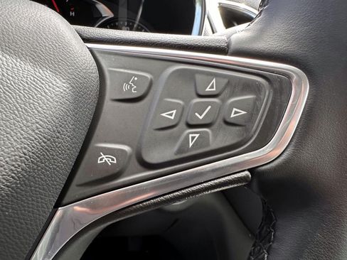 Used 2023 Chevrolet Equinox LT AWD/4WD image 17