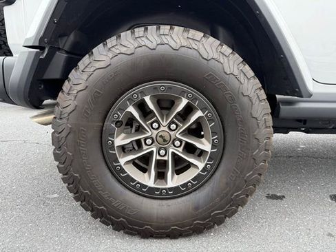 Used 2024 Jeep Wrangler Unlimited Rubicon 392 image 24