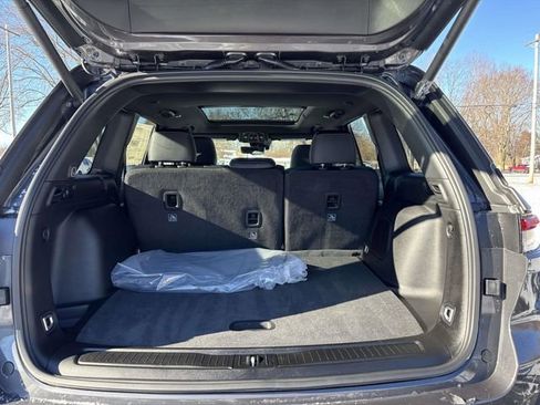 New 2026 Jeep Grand Cherokee Limited AWD/4WD image 37