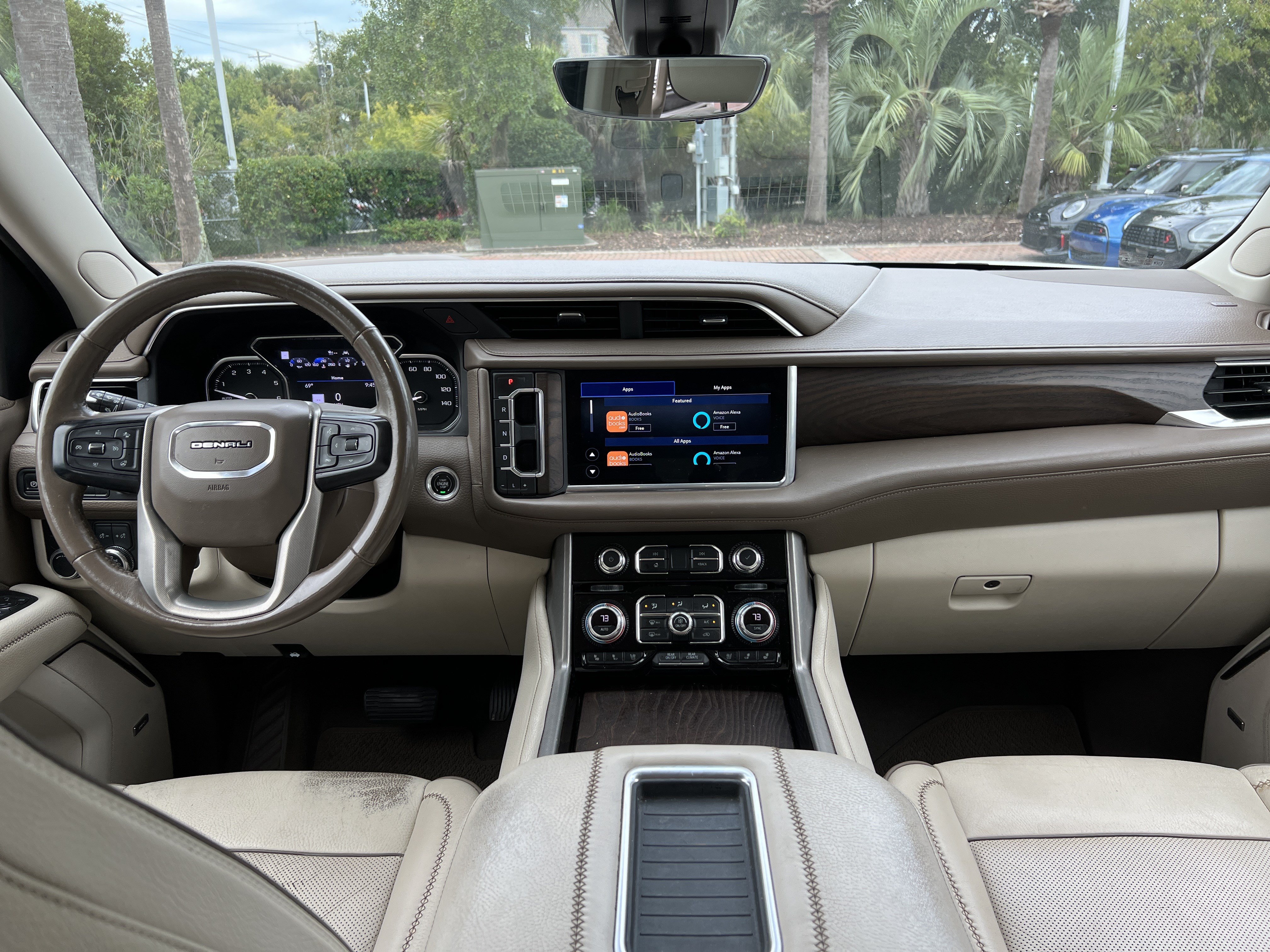 Used 2021 GMC Yukon Denali w/ Denali Premium Package AWD/4WD image 28