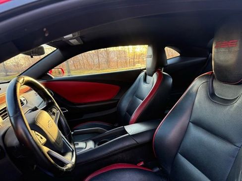 Used 2014 Chevrolet Camaro LT image 11