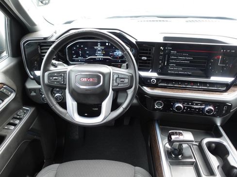 Used 2022 GMC Sierra 1500 Elevation image 41