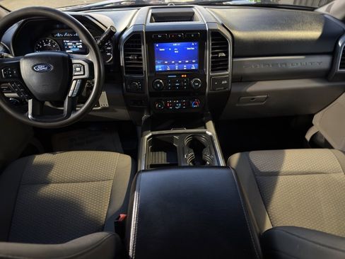 Used 2020 Ford F250 XLT w/ XLT Premium Package image 13