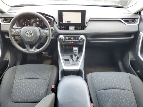 Used 2024 Toyota RAV4 XLE FWD image 17