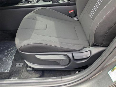 New 2025 Hyundai Elantra Sport image 4