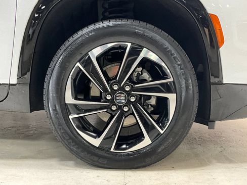 Used 2026 Buick Enclave Sport Touring AWD/4WD image 11