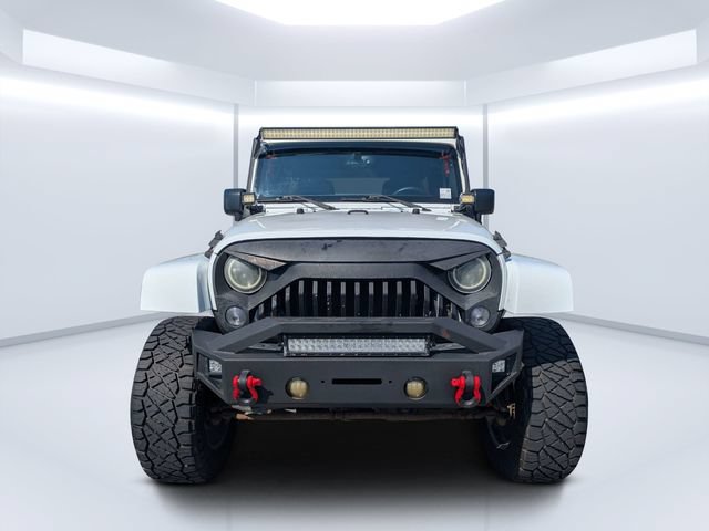 Used 2016 Jeep Wrangler Unlimited Sahara w/ Dual Top Group AWD/4WD image 8