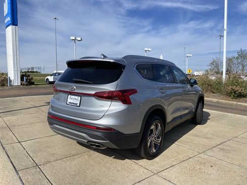 Used 2023 Hyundai Santa Fe SEL image 10
