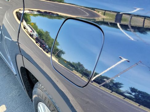 Certified 2025 Toyota Highlander Platinum AWD/4WD image 11