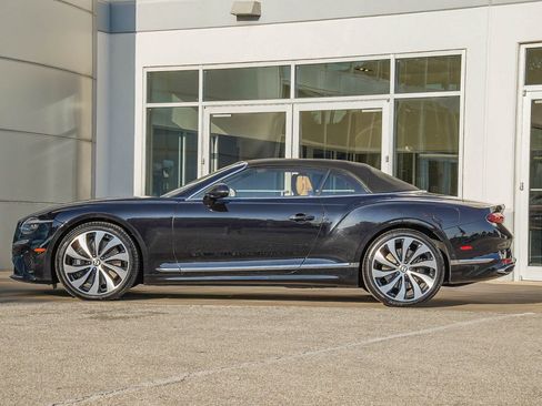 New 2026 Bentley Continental GTC AWD/4WD image 16