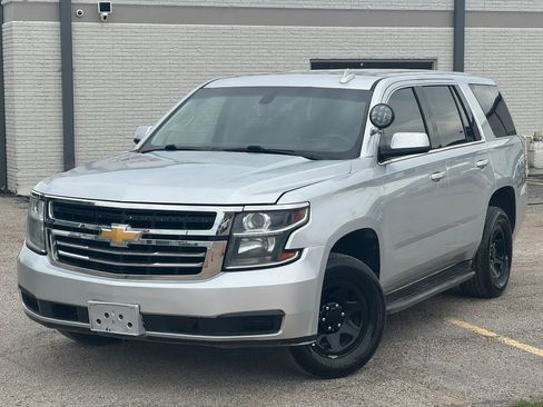 Used 2020 Chevrolet Tahoe 2WD image 2