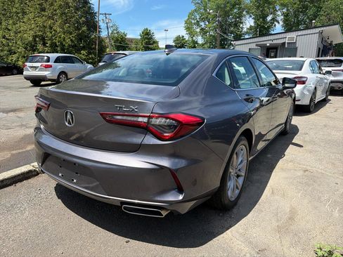 Used 2023 Acura TLX FWD image 7
